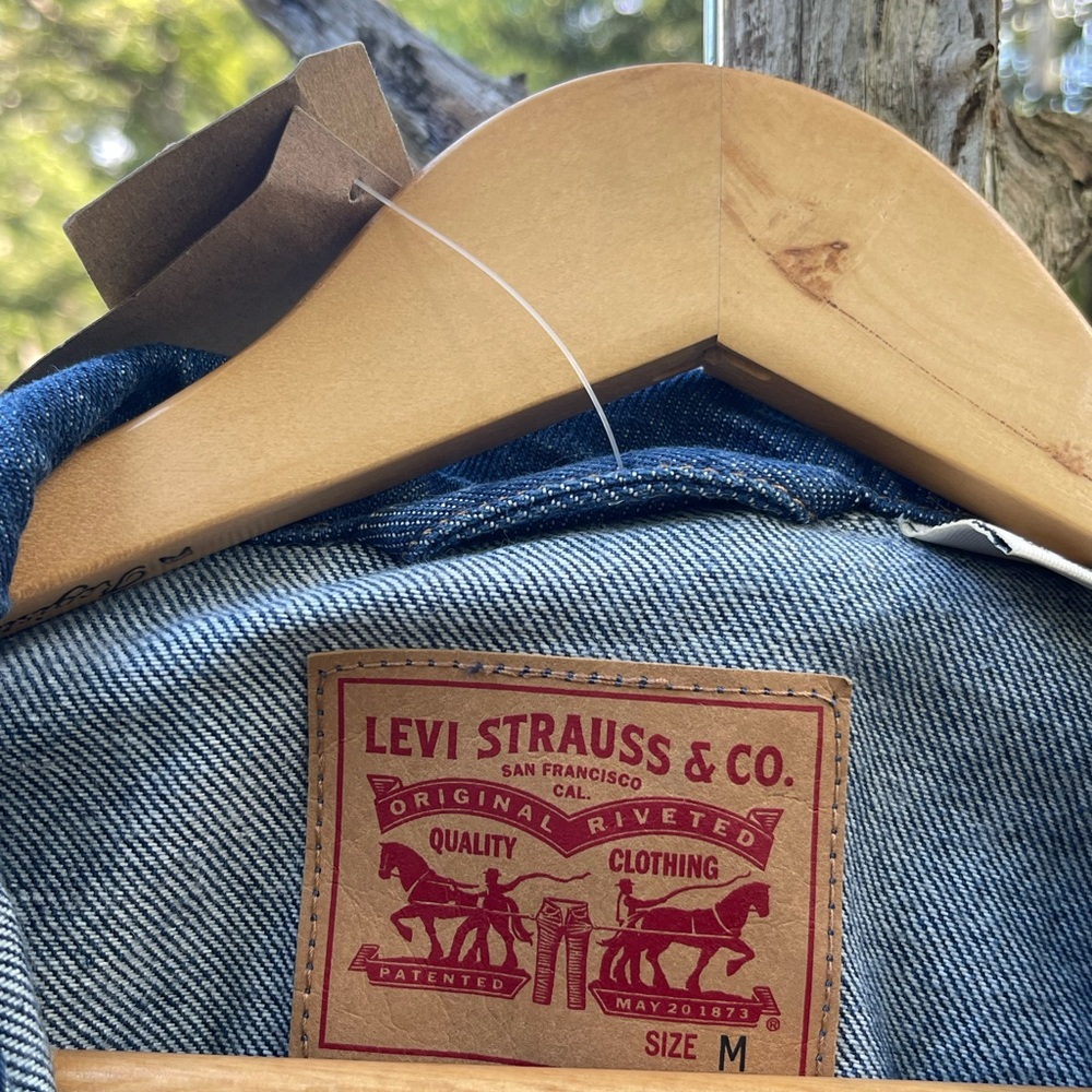 Levi’s X The Handmaid’s Tale Denim Jacket W-Medium NWT Limited Edition - Picture 8 of 8